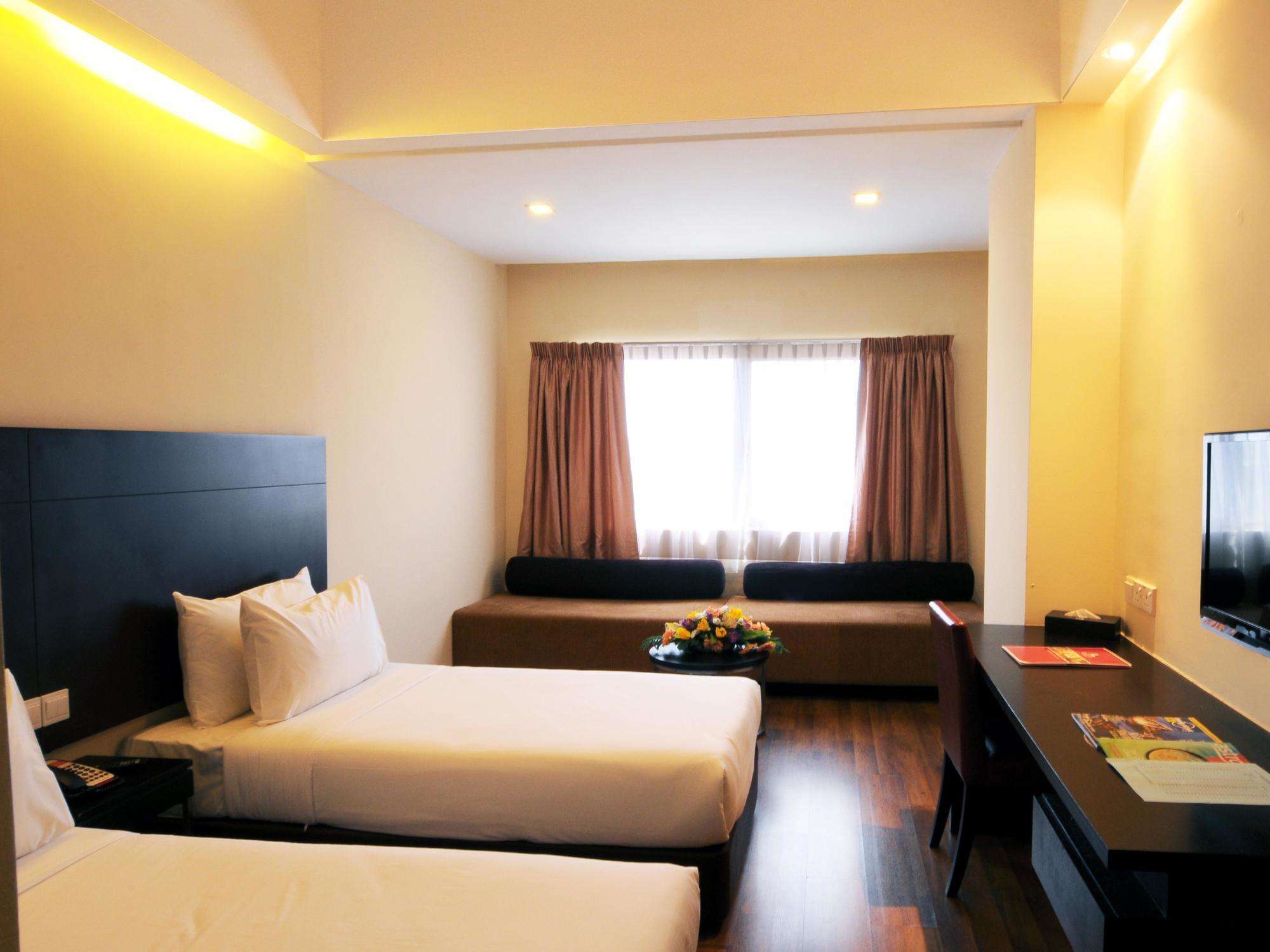 Hotel Sentral Riverview Melaka Экстерьер фото